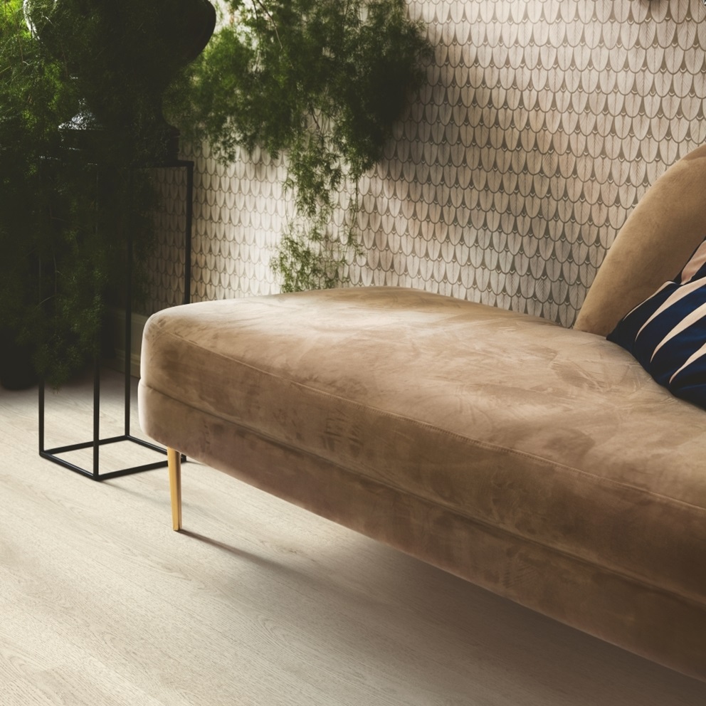 Vinyl Flooring Photo (3/3)