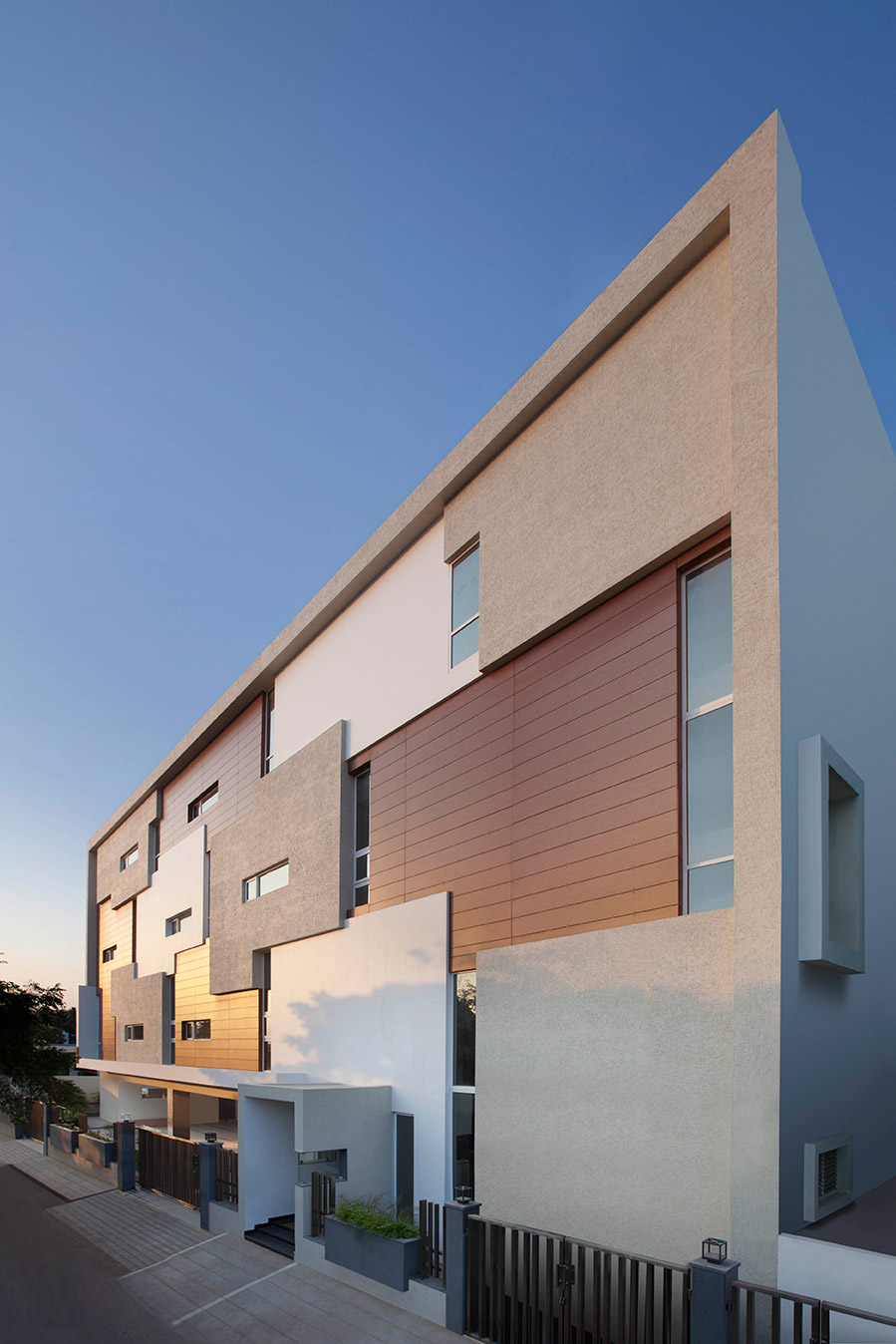 Exterior Elevation Design interior design idea for modern homes (2/2)