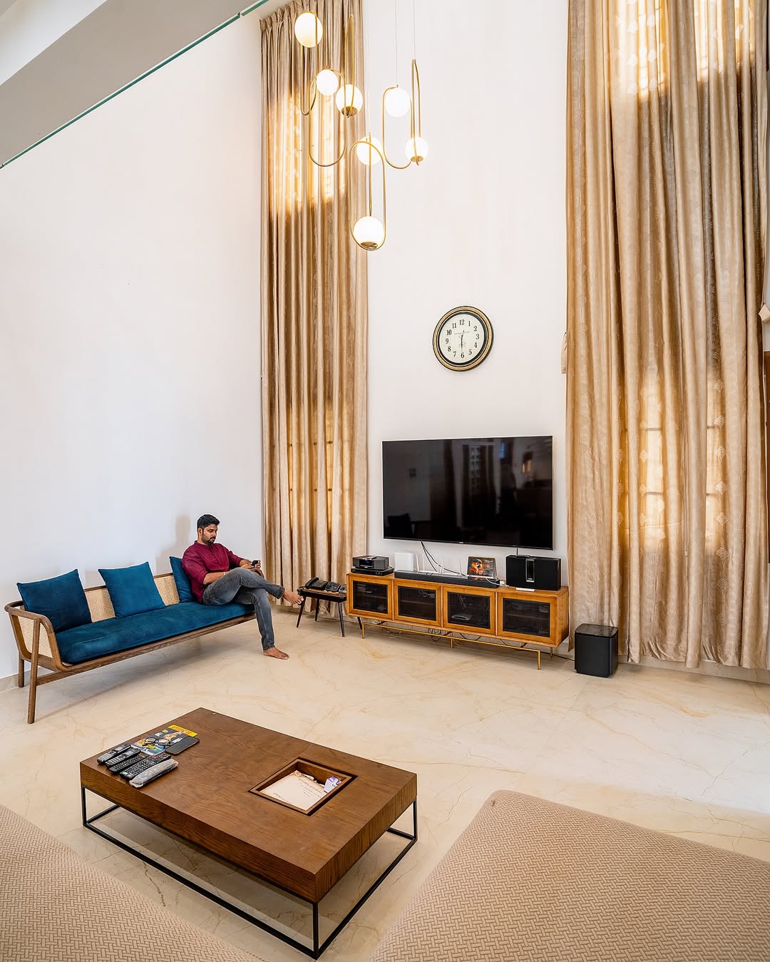 Beautiful living room design idea for your home interior