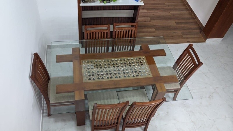 Dining Table Photo