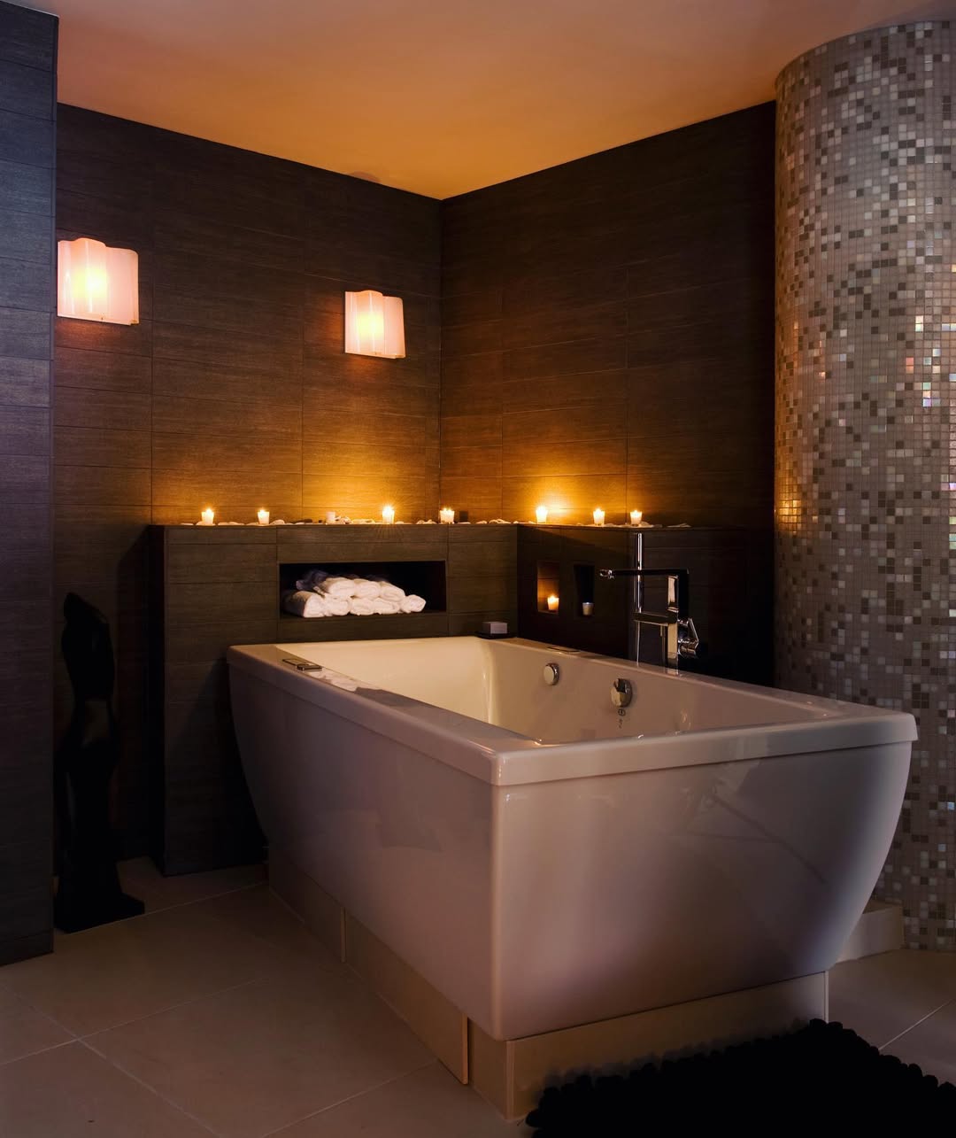 Bath Room Accessories Photo